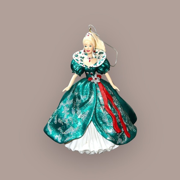 1995 Holiday Barbie Collector Series Ornament - Picture 2 of 9